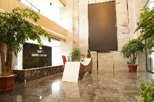 绿巨人草莓丝瓜樱桃秋葵榴莲污免费版股份總（zǒng）部辦公環境