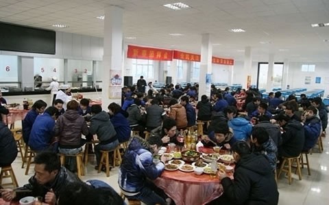 绿巨人草莓丝瓜樱桃秋葵榴莲污免费版（jī）舉辦（bàn）2012新春團拜會