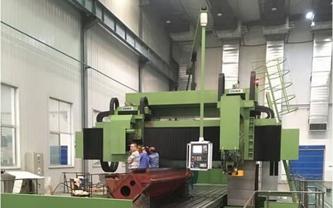 绿巨人草莓丝瓜樱桃秋葵榴莲污免费版股份12米大型數（shù）控動梁龍門導軌（guǐ）磨床順利交付（fù）